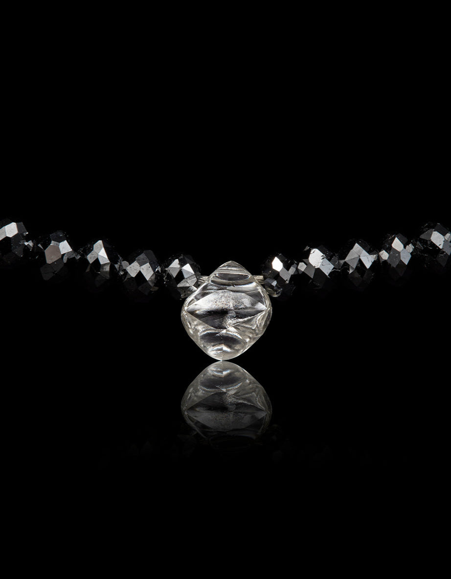 Raw Octahedron Diamond Collier – 0.61 ct. + 18.69 ct.