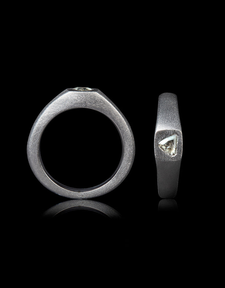 Raw and Understated Signet Ring – 0.20 ct.