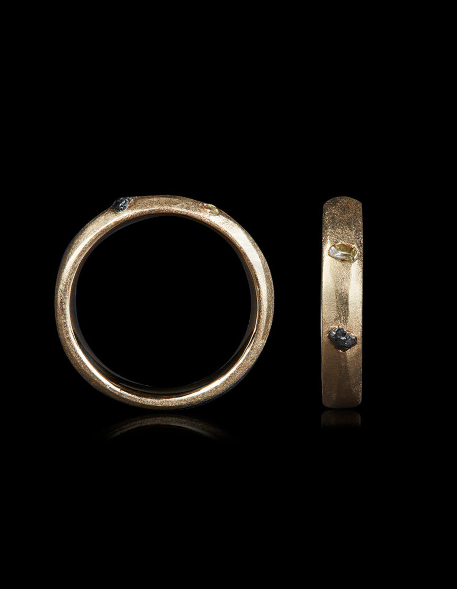 Embedded Edgy Rocks – 0.38 ct.