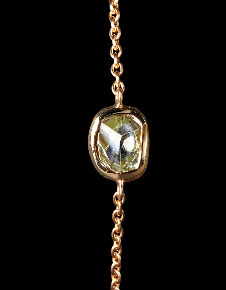 Raw Diamond from Guinea in Gold Chain Bracelet – 0.96 ct.