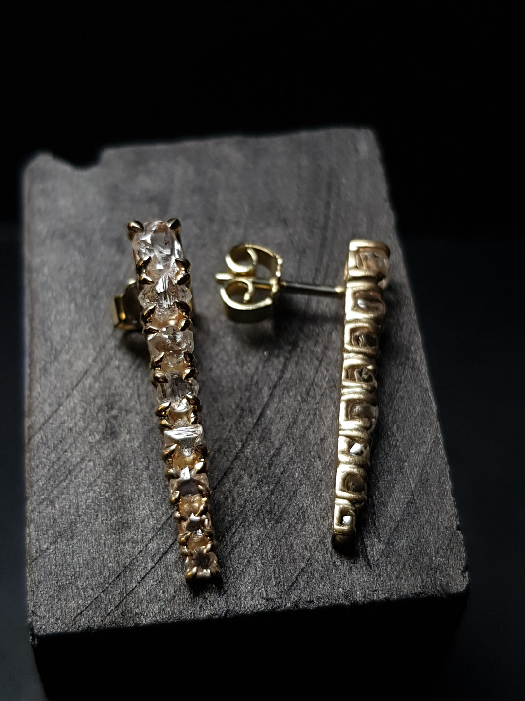 Raw Diamonds Icicle Gold Earrings – 2.48 ct.
