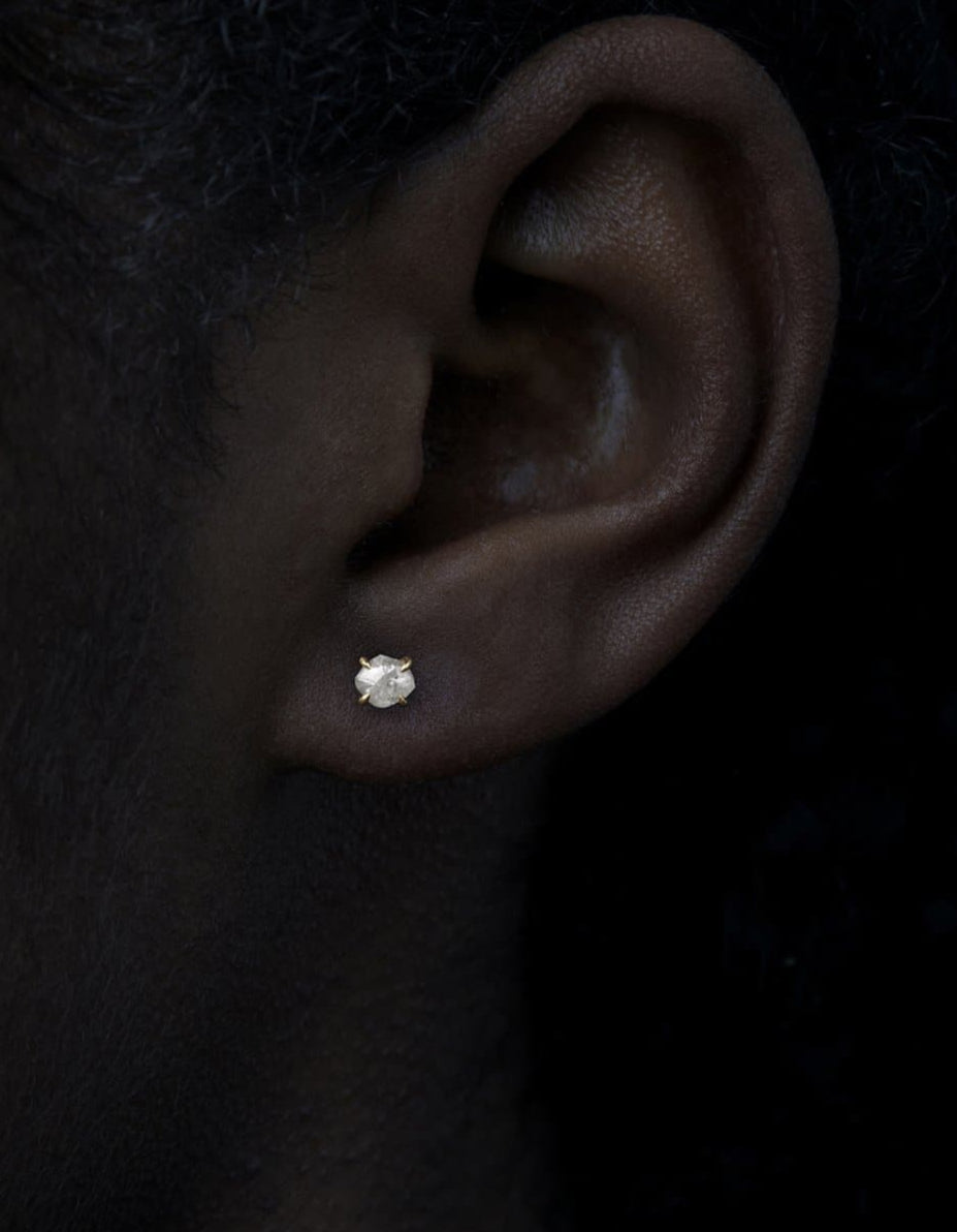 Gold Earrings With Storytellings From Eternity – 4.85 ct.