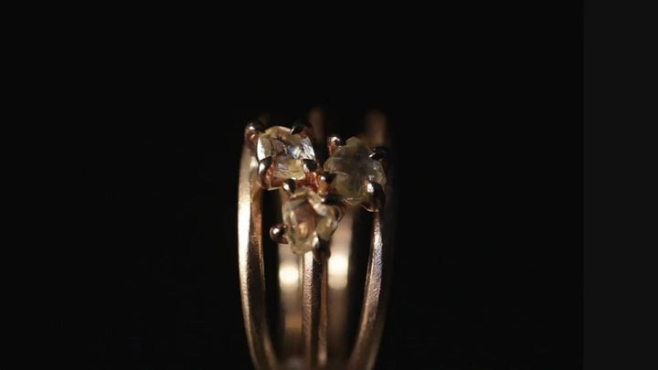 Three-in-one White Gold Ring with Intense Rough Diamonds - 2.56 ct.