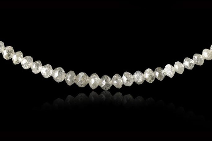 Snow White Diamond Collier