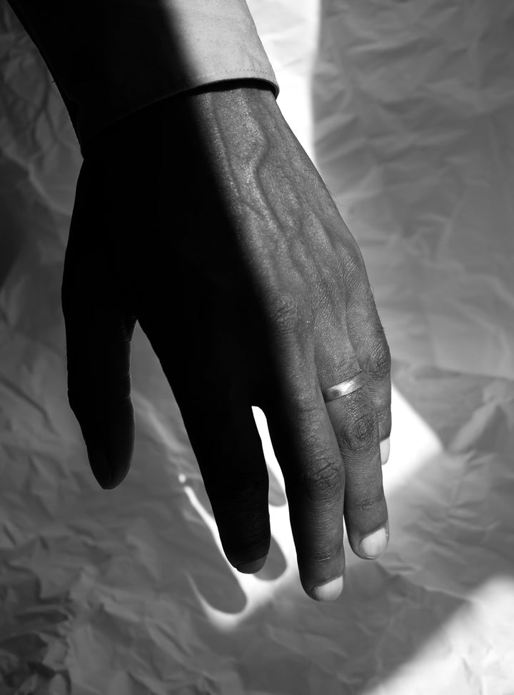 Solid Platinum Wedding Band With Facets - 5,5 mm