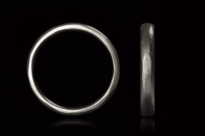Handcrafted Platinum Wedding Band - 3,5 mm
