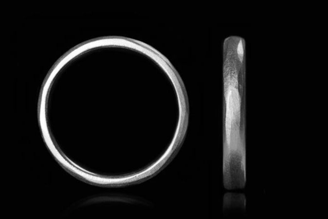 Unique White Gold Wedding Band - 3,5 mm