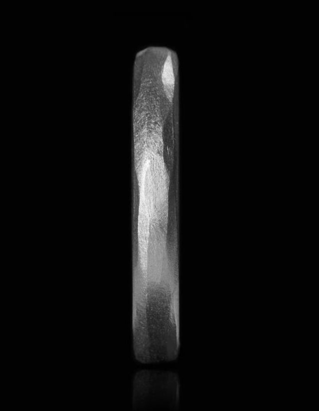 Unique White Gold Wedding Band - 3,5 mm